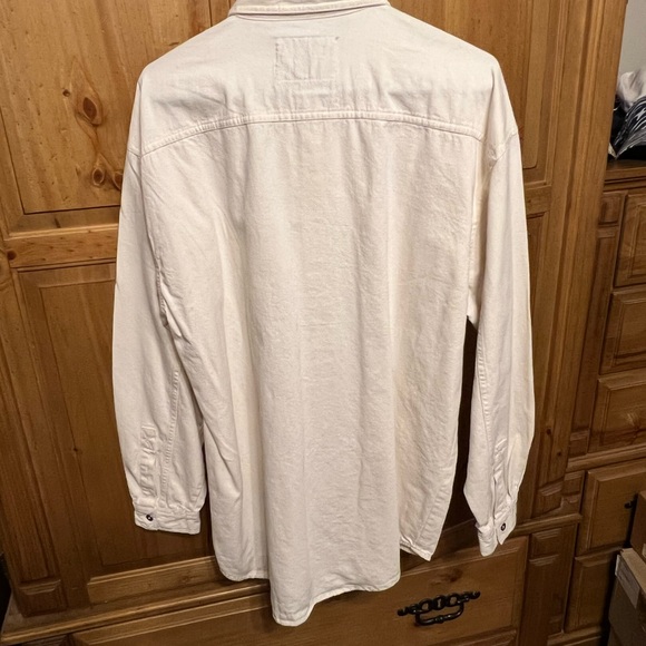 NWOT Milano Bay off white colored button down shirt with 2 chest pockets! - Picture 3 of 3